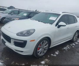 PORSCHE CAYENNE GTS