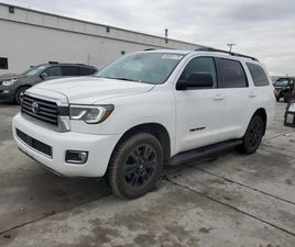 TOYOTA SEQUOIA SR5