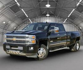 2017 CHEVROLET SILVERADO 3500 HD CREW CAB - EVERYONE'S APPROVED!!