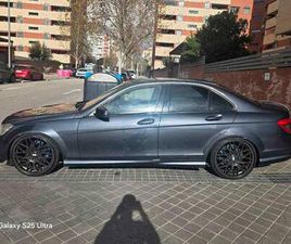 MERCEDES-BENZ - CLASE C