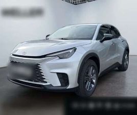 1.5 HYBRID FWD BASIS *TWA*SHZ*CAM*LED*