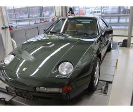 PORSCHE 928 S4