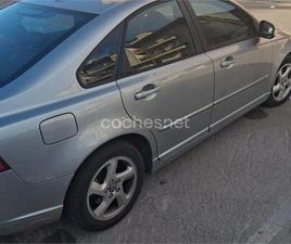 VOLVO S40 D3 VOLVO S40