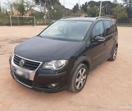 VOLKSWAGEN CROSS TOURAN