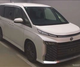 TOYOTA VOXY 2,0L 2023