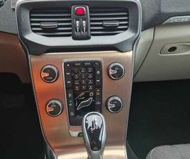 VOLVO V40 CROSS COUNTRY T4 VOLVO V40 4X4 CROSS COUNTRY T4 BEREZKA • OLX.PL