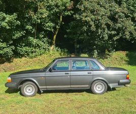 VOLVO 244