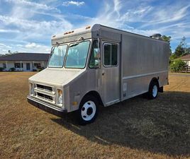 CHEVROLET CHEVY VAN CHEVY P30 STEPVAN