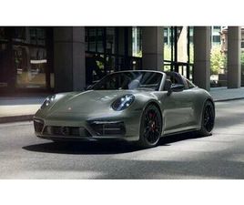 PORSCHE 911 TARGA 4 GTS (MY22)