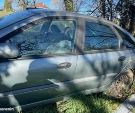 VEND RENAULT LAGUNA DIESEL DE 1998 À REMETTRE EN ÉTAT