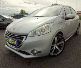 PEUGEOT 208 1.6 E-HDI 92CH FÉLINE