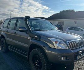 MAGNIFIQUE TOYOTA LAND CRUISER KDJ 120 OFFROAD