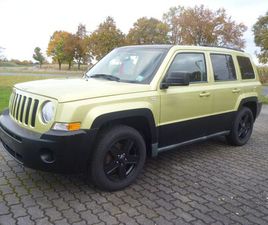 AUTO JEEP GELÄNDEWAGEN