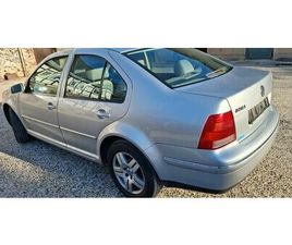 VOLKSWAGEN BORA VOLKSWAGEN BORA 2.0 4MOTION TRENDLINE TRENDLINE