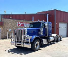 2015 PETERBILT 389 FLATTOP SLEEPER CAB