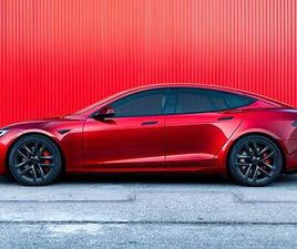 TESLA MODEL S PLAID 1020 KS, 2025 GOD.