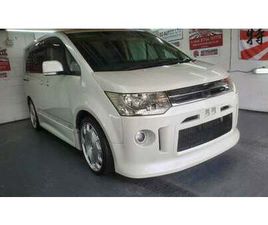 MITSUBISHI DELICA D5 2.4 AUTO PETROL 4X4 7 SEATS FRESH JAPANESE IMPORT 20 ALLOY