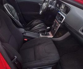 VOLVO V40 CROSS COUNTRY D2