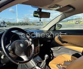 ALFA ROMEO GT 1.9 JTD DISTINCTIVE