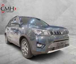 MAHINDRA XUV300 1.2T W8