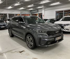 KIA SORENTO 1,6 T-GDI HYBRID AWD BUSINESS PREMIUM AT 5P ** 1-OM. / ACC / VETOKOUKKU / KAMERA / SÄHKÖNAHAT / BLIS / KAISTAVAHTI **