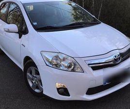 TOYOTA AURIS HYBRIDE EXÉCUTIVE CONNECT