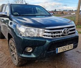 TOYOTA HILUX 2.4 D4D CABINA DOBLE VX AT