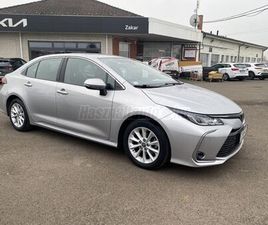 TOYOTA COROLLA SEDAN 1.8 HYBRID COMFORT E-CVT MO.I. 1 TULAJDONOS. VEZETETT SZERVIZKÖNYV!