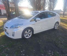 TOYOTA PRIUS 1.8 HSD SOL NAVI (AUTOMATA) DYNAMIC - LED LÁMPA. NAVI TOLATÓKAMERA. ELSŐ-HÁTSÓ RADAR. KULCSNÉLKÜLI