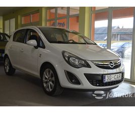 OPEL CORSA YARIS CROSS 1.5 HYBRID EXECUTIVE AWD E-CVT