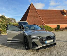 AUDI AUFI ETRON SPORTBACK 55 S-LINE BLACK EDITION