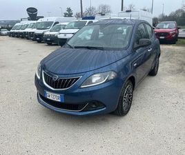 LANCIA YPSILON 1.2 69 CV 5 PORTE GPL ECOCHIC ALBERTA FERRETTI DEL 2024 USATA A MILANO