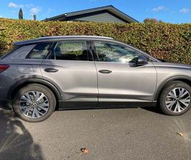 AUDI Q4 E-TRON 40 AUDI Q4 E-TRON 40 ATTITUDE 5D