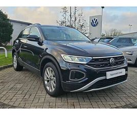 VOLKSWAGEN T-ROC - 1.5 TSI LIFE 5DR