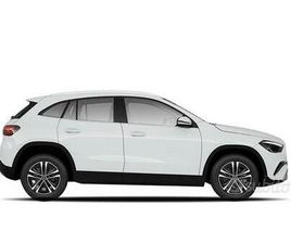 MERCEDES GLA GLA 180 MERCEDES-BENZ GLA MOD: SUV 180 D AUTOMATIC