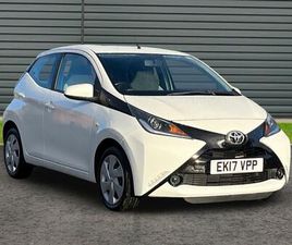 TOYOTA AYGO TOYOTA AYGO X-PLAY HATCHBACK'S 1.0 VVT-I X-PLAY EURO 6 5DR