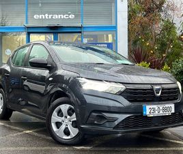 ESSENTIAL 1.0 TCE // CRUISE CONTROL // AIR CONDITIONING // 2 KEYS