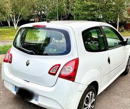 RENAULT TWINGO 2 SOCIÉTÉ 1.5 DCI 75CH