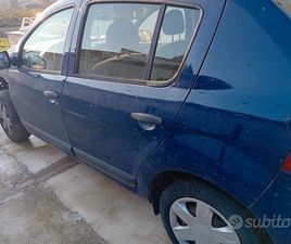 SEDIA DA GIARDINO LEGNO E FERRO ROBUSTA