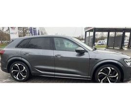 AUDI Q8 E-TRON 50 AUDI ETRON 50 3 X S-LINE (Q8 OPTIK)