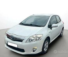 TOYOTA AURIS TOYOTA AURIS HYBRID
