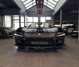 FERRARI 12 CILINDRI SPIDER/CARBON/LIFT