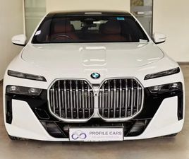 BMW I7