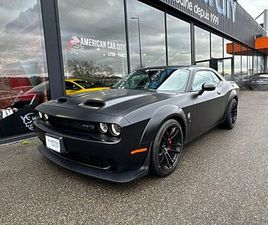 DODGE CHALLENGER III SRT HELLCAT