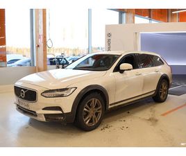 VOLVO V90 CROSS COUNTRY D5 D5 AWD BUSINESS PRO AUT ** WEBASTO / ACC / PILOT ASSIST / KOUKKU / NAVI / FULL-LED / VOC / P.KAMERA / KESSY / NAHAT **