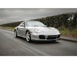 PORSCHE 911 2002 PORSCHE 911 ARGENT MANUEL, 6 VITESSES CONDUITE À DRO...