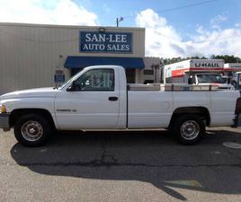 1999 DODGE RAM 1500 / 55K MILES/ TOMMY LIFT GATE