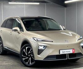 77KWH TROPHY LONG RANGE AUTO 5DR