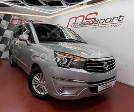 SSANGYONG RODIUS D22T LIMITED AUT
