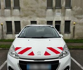 PEUGEOT 208 SOCIETE 208 1.2 PURETECH SOCIÉTÉ